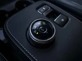 Ford Mustang thumbnail 23