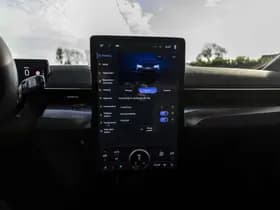 Ford Mustang thumbnail 26