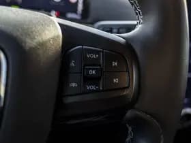 Ford Mustang thumbnail 32