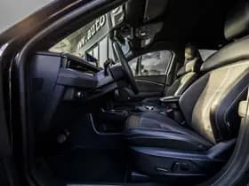 Ford Mustang thumbnail 10