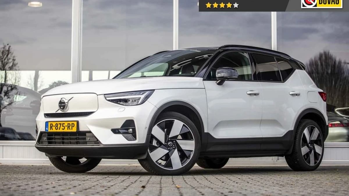 Volvo XC40 — foto 1