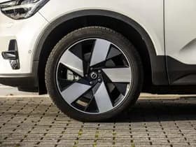 Volvo XC40 thumbnail 22