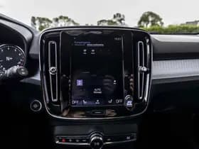 Volvo XC40 thumbnail 24