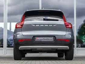 Volvo XC40 thumbnail 40