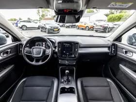 Volvo XC40 thumbnail 7