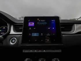 Renault Captur thumbnail 57