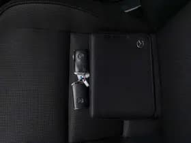 Mazda CX-30 thumbnail 34