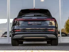 Audi e-tron thumbnail 5