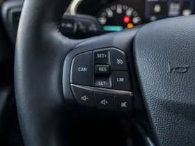 Ford Focus thumbnail 32