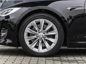 Tesla Model S thumbnail 21