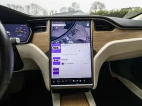 Tesla Model S thumbnail 28