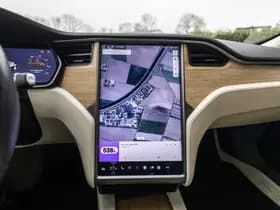 Tesla Model S thumbnail 29