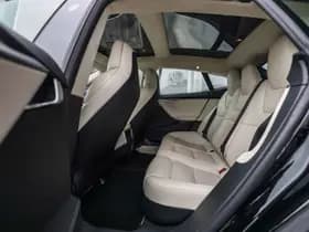Tesla Model S thumbnail 53