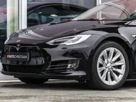 Tesla Model S thumbnail 58