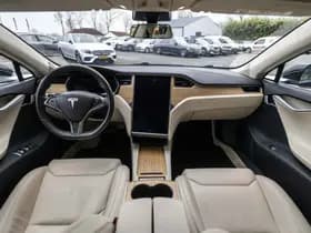 Tesla Model S thumbnail 7