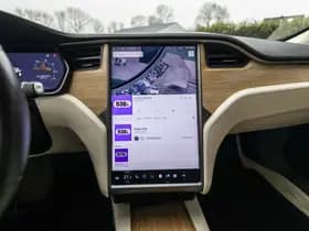 Tesla Model S thumbnail 70
