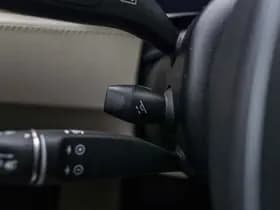 Tesla Model S thumbnail 79