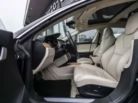 Tesla Model S thumbnail 10
