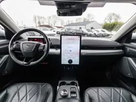 Ford Mustang thumbnail 34