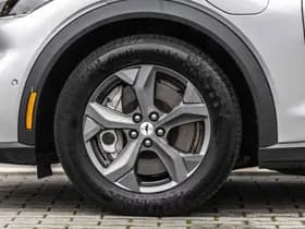 Ford Mustang thumbnail 62