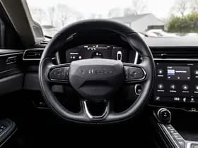 Lynk & Co 01 thumbnail 8