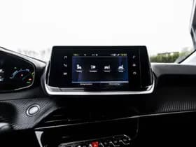 Peugeot e-208 thumbnail 24