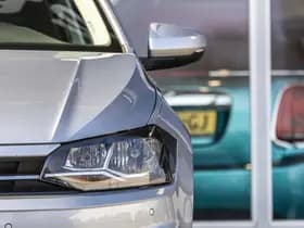 Volkswagen Polo thumbnail 57