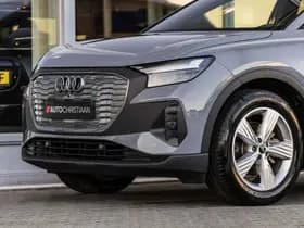 Audi Q4 e-tron thumbnail 15