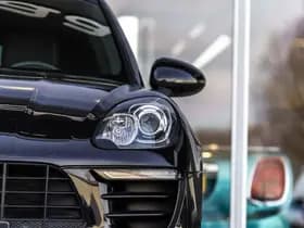 Porsche Macan thumbnail 19