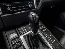 Porsche Macan thumbnail 23