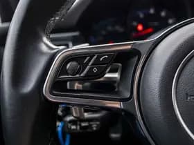 Porsche Macan thumbnail 33