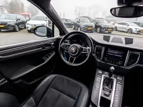 Porsche Macan thumbnail 62