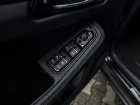 Porsche Macan thumbnail 63