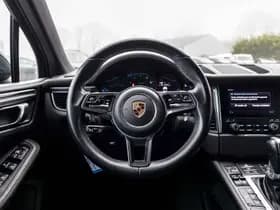 Porsche Macan thumbnail 8