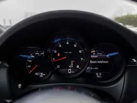Porsche Macan thumbnail 9