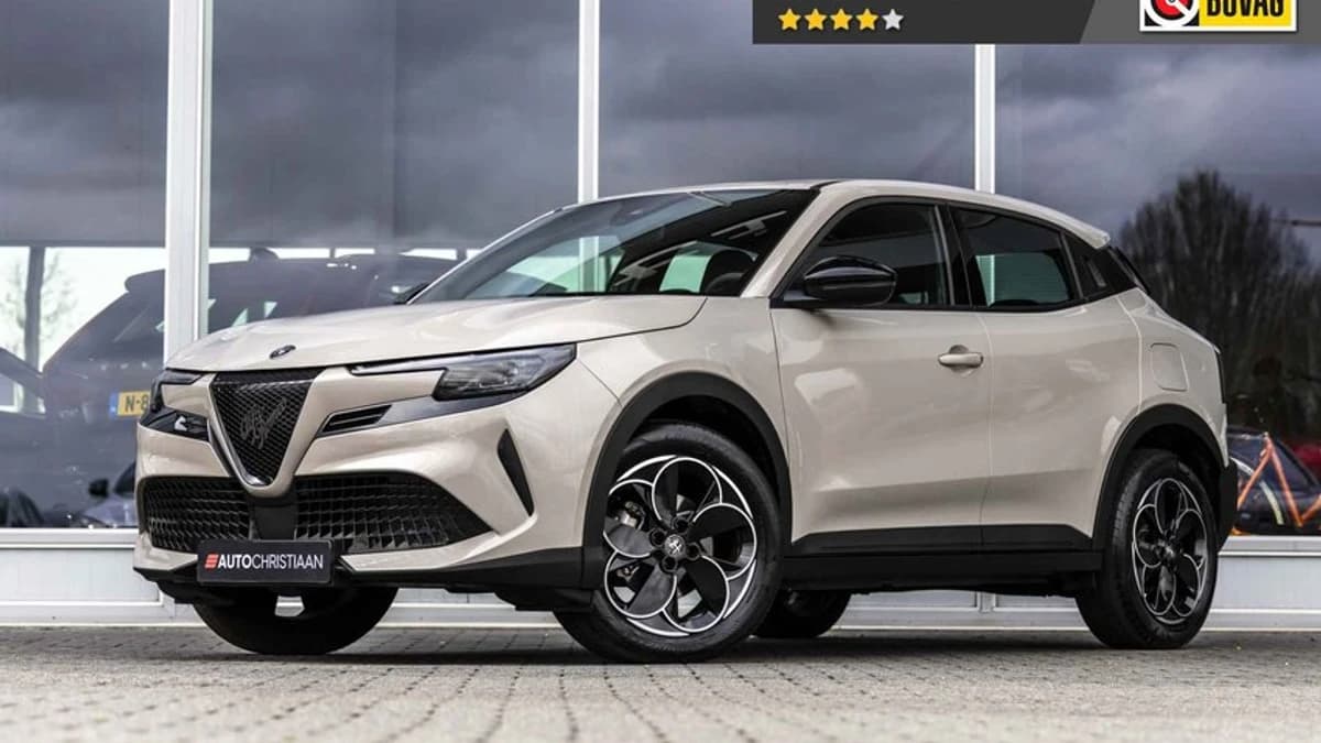 Alfa Romeo Junior — foto 1