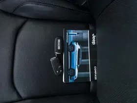 Jeep Compass thumbnail 81