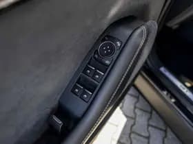 Ford Mustang thumbnail 22