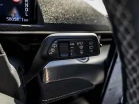 Ford Mustang thumbnail 37