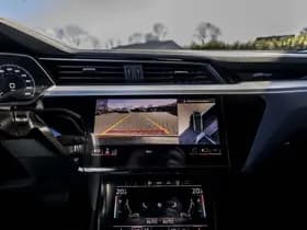 Audi e-tron thumbnail 25