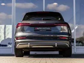 Audi e-tron thumbnail 5