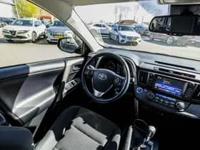 Toyota RAV4 thumbnail 22