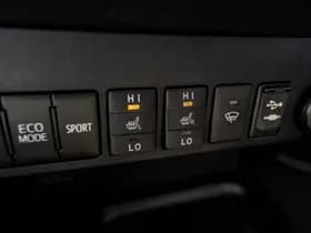 Toyota RAV4 thumbnail 25