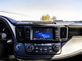 Toyota RAV4 thumbnail 28