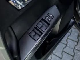 Toyota RAV4 thumbnail 63