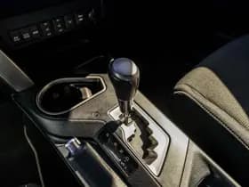 Toyota RAV4 thumbnail 64