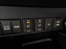 Toyota RAV4 thumbnail 65