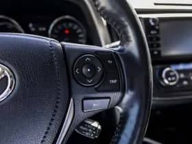 Toyota RAV4 thumbnail 73