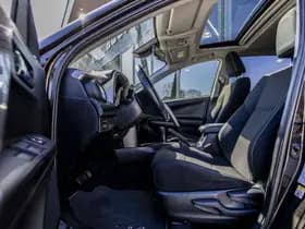Toyota RAV4 thumbnail 10
