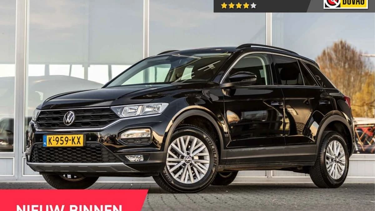 Volkswagen T Roc — foto 1